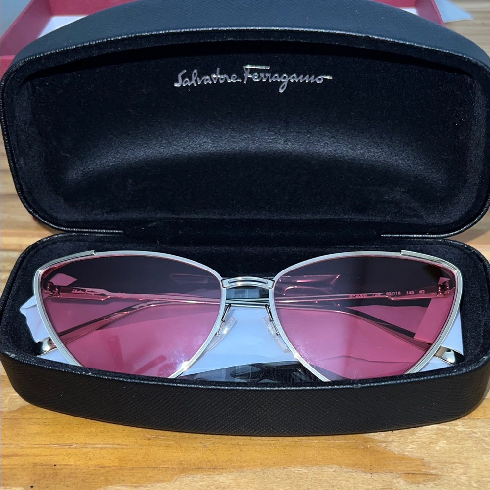 Salvatore Ferragamo Rose-Tinted Sunglasses